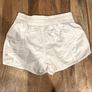 Lululemon Tracker Low-Rise Lined Shorts 4”